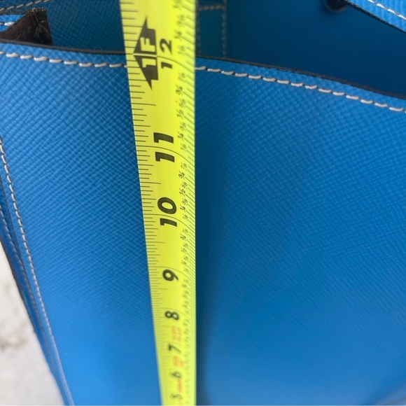 Blue sky leather handbag!!! Gorgeous quality and color! Never used! Like new - Picture 8 of 9